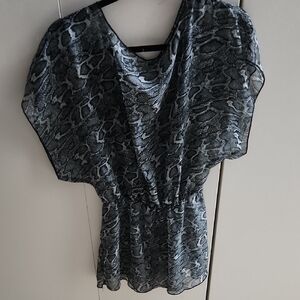 Chic Snake Print Women's Top